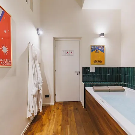 ゲストハウス Palazzo Italia 4*