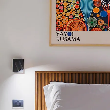 Palazzo Italia 4* バーリ