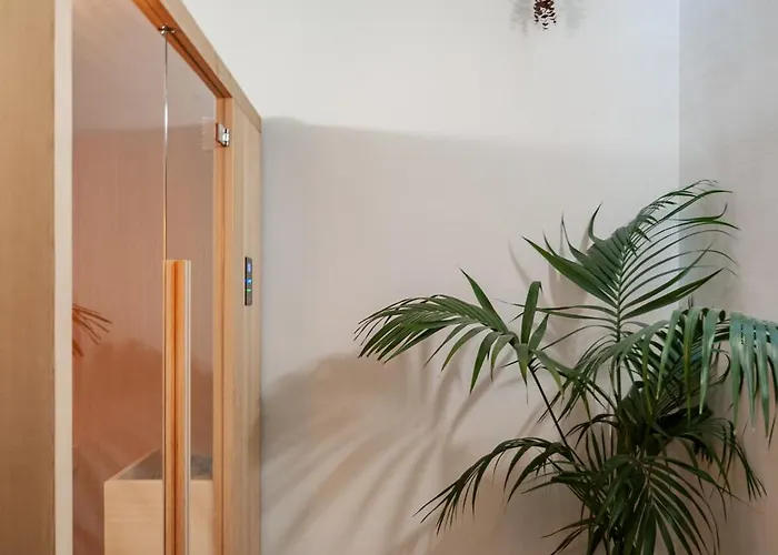 Palazzo Italia 4* Bari